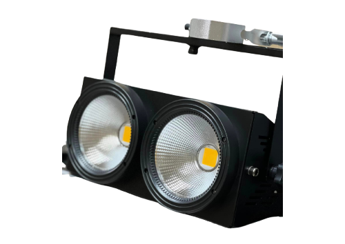 פנס TWO LIGHT LED עוצמתי 2x100W לבן חם כולל קלמרות מתקפלות ‏LIGHTEK
