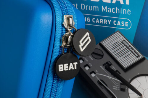 מכונת תופים וסינתיסייזר בס עם לופר Stylophone Beat עם תיק מקורי