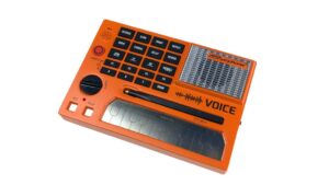 סמפלר סיקוונסר עם אפקטים Stylophone Voice