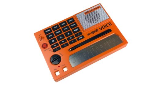 סמפלר סיקוונסר עם אפקטים Stylophone Voice