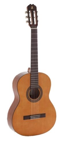 גיטרה קלאסית Admira Paloma