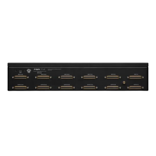 פאץ' ביי קופסת חיבורים בפורמט TT עם תצוגה דגם Black Lion Audio PBR-TT LIT